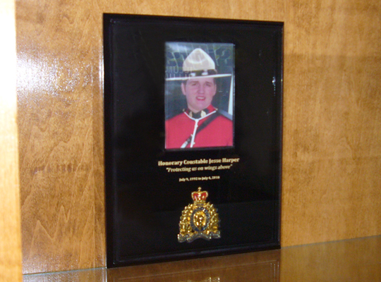 Memorial-Plaque